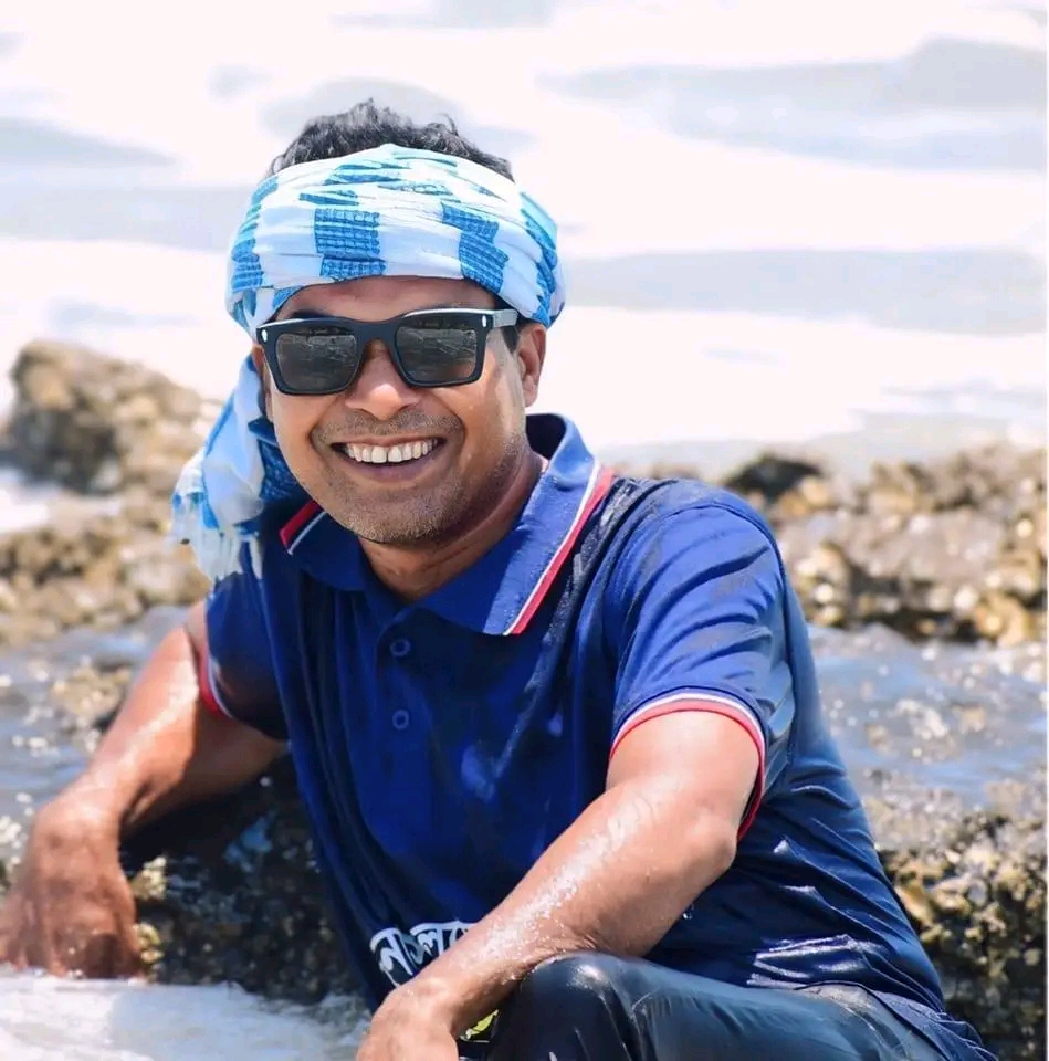 Sb Tobacco Chairman And CEO